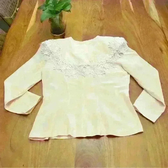 Vintage lace trim pastel  pink long sleeves button down blouse - Picture 7 of 9
